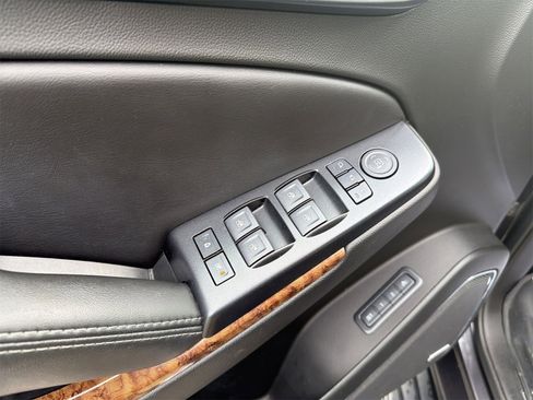 Used 2018 Chevrolet Tahoe Premier image 22