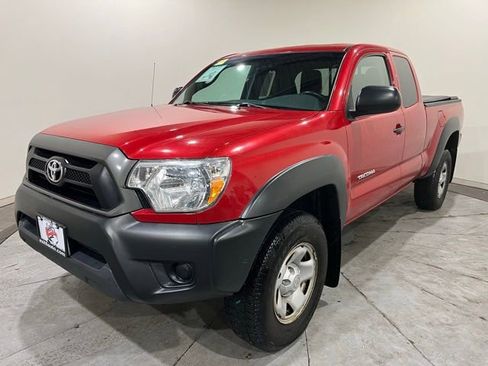 Used 2015 Toyota Tacoma 4x4 Access Cab V6 image 5