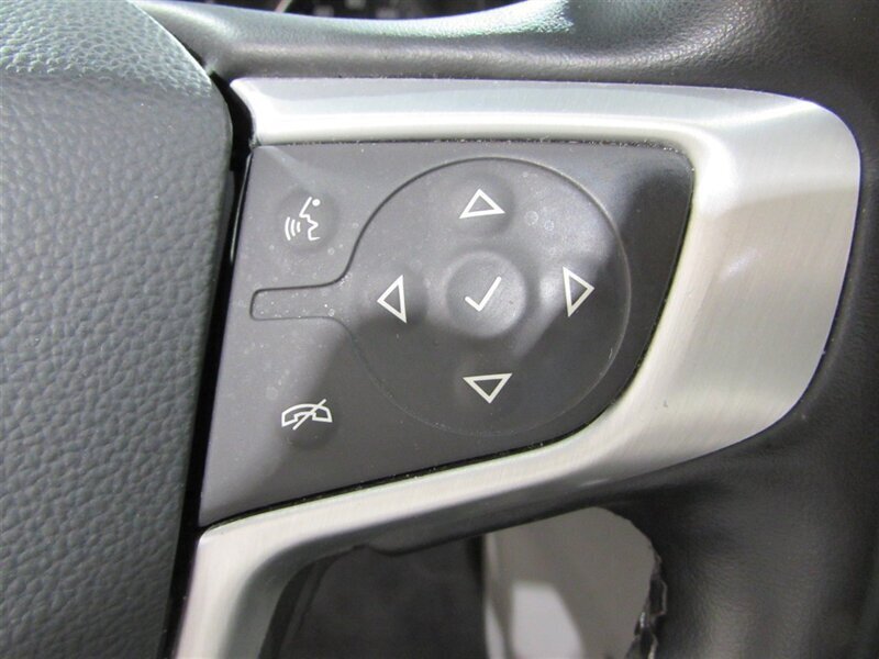 Used 2023 GMC Terrain SLT AWD/4WD image 24