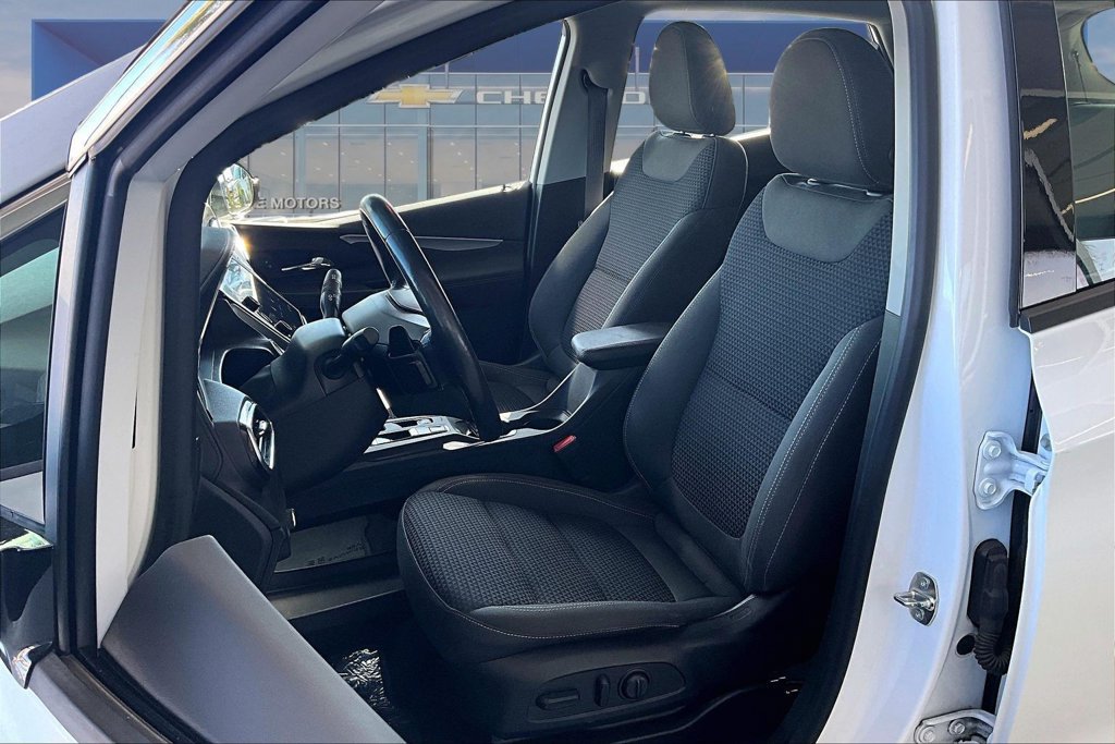 Used 2023 Chevrolet Bolt LT FWD image 13