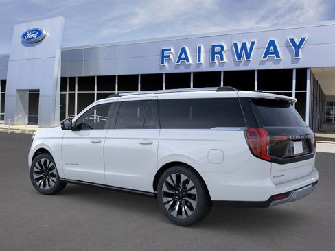 New 2025 Ford Expedition Max Platinum w/ Driver's Package image 4