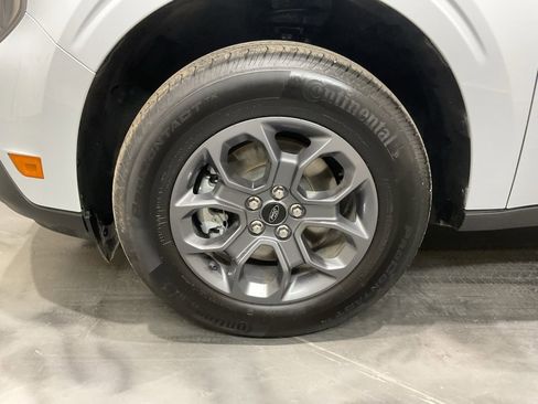 Used 2025 Ford Maverick XLT w/ Equipment Group 302A image 6