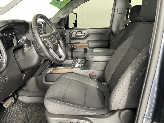 Used 2021 GMC Sierra 1500 Elevation w/ LPO, Elevation Black Package AWD/4WD image 2