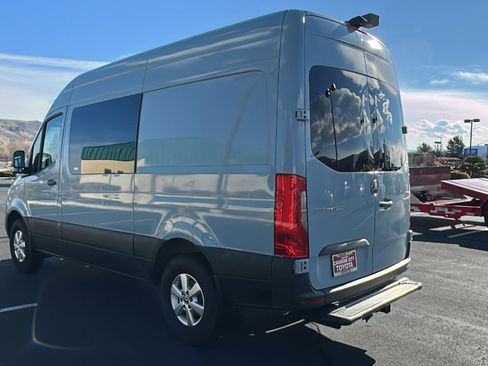 Used 2019 Mercedes-Benz Sprinter 144 Cargo image 5