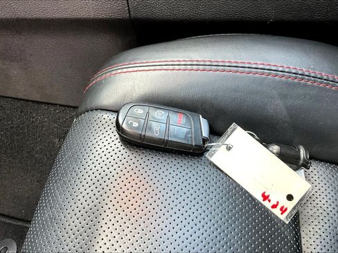 Used 2023 Dodge Durango GT AWD/4WD image 14