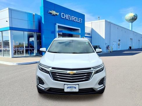 Used 2022 Chevrolet Equinox Premier AWD/4WD image 9