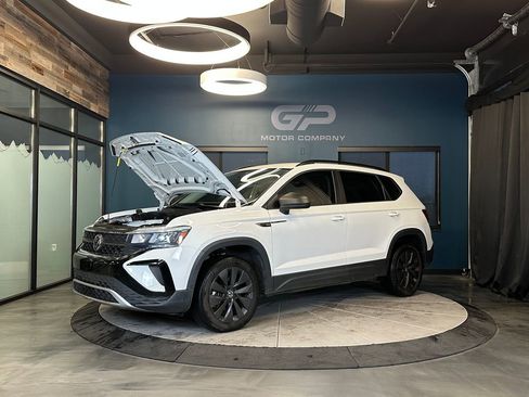 Used 2022 Volkswagen Taos S image 24