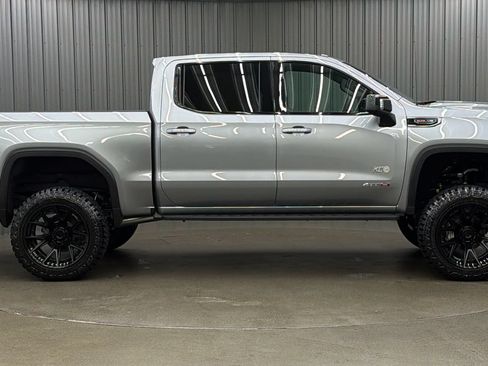 Used 2026 GMC Sierra 1500 AT4 w/ AT4 Premium Package AWD/4WD image 6