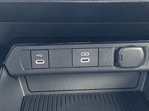 New 2026 Toyota Prius XLE FWD image 26