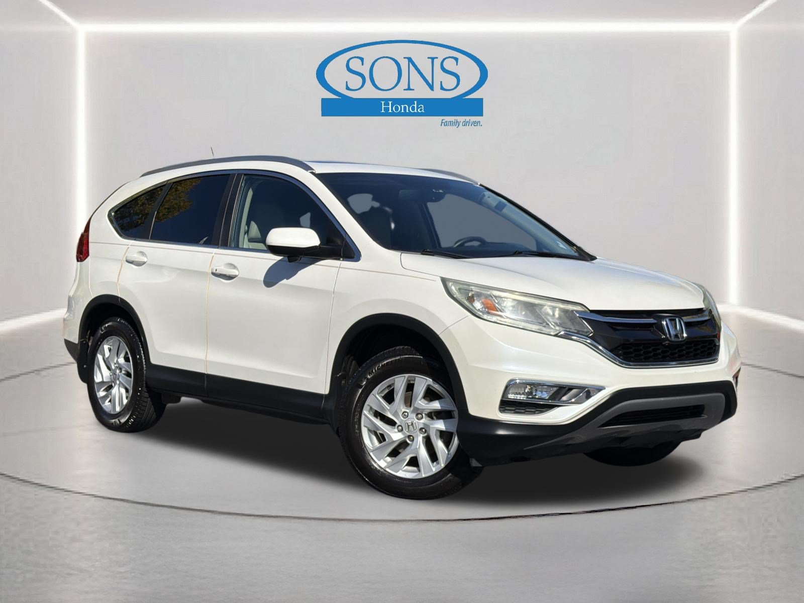 Used 2015 Honda CR-V EX-L image 2