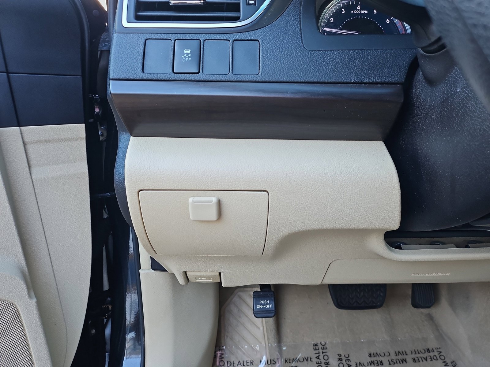 Used 2017 Toyota Camry LE FWD image 22