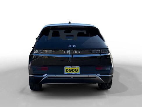 Used 2024 Hyundai Ioniq 5 SEL image 4