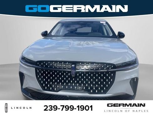 Certified 2026 Lincoln Nautilus Premier image 3