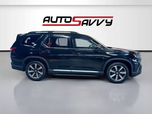 Used 2023 Honda Pilot Elite image 8