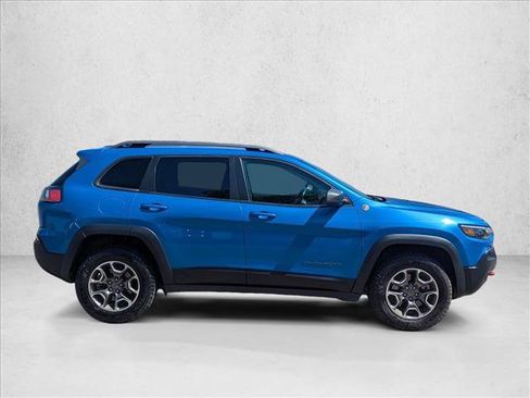 Used 2020 Jeep Cherokee Trailhawk w/ Cold Weather Group AWD/4WD image 4