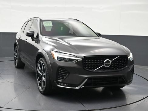 Used 2024 Volvo XC60 B5 Ultimate AWD/4WD image 8
