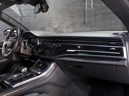 Used 2023 Audi SQ8 Prestige AWD/4WD image 57