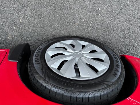 Used 2013 Honda Fit image 5