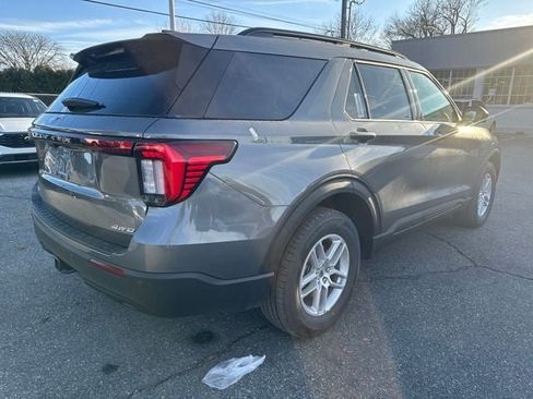 New 2026 Ford Explorer Active image 5