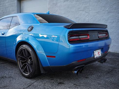 Used 2019 Dodge Challenger SRT Hellcat Redeye image 12