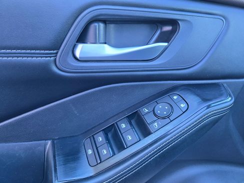 Used 2023 Nissan Rogue SV w/ SV Premium B Package image 25