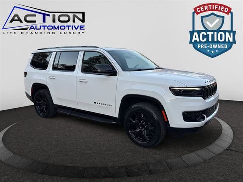 Used 2024 Jeep Wagoneer Series II image 1