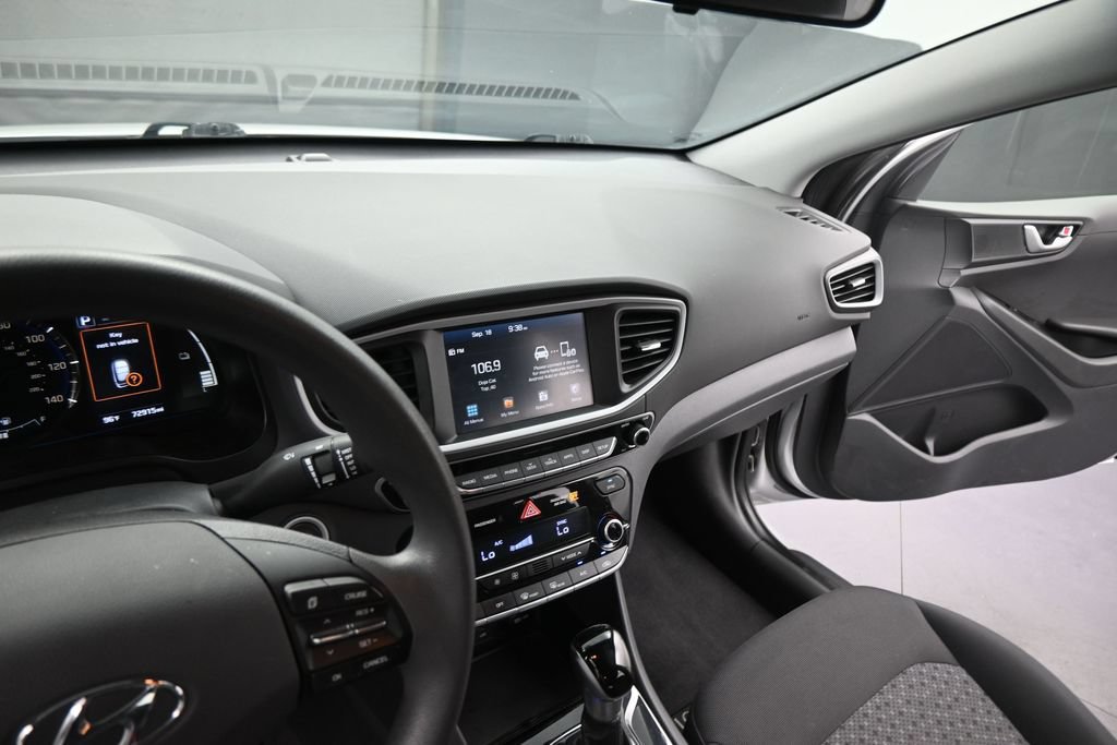 Used 2018 Hyundai Ioniq Blue FWD image 38