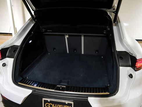 Used 2022 Porsche Cayenne S AWD/4WD image 63