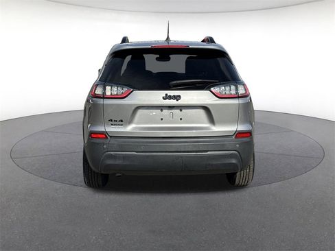 Used 2021 Jeep Cherokee Altitude image 4