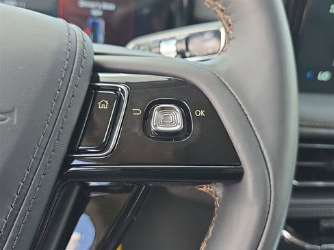 New 2025 Lincoln Aviator 2WD w/ Equipment Group 101A image 24