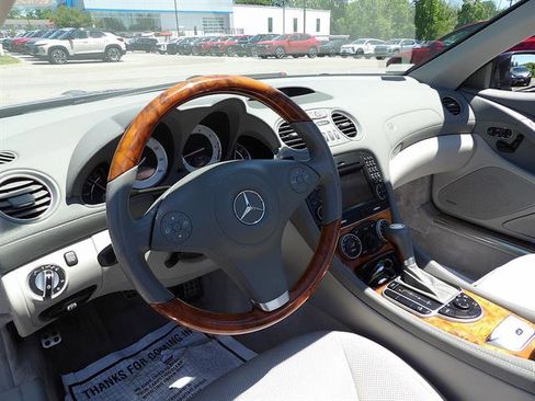 Used 2009 Mercedes-Benz SL 550 image 15
