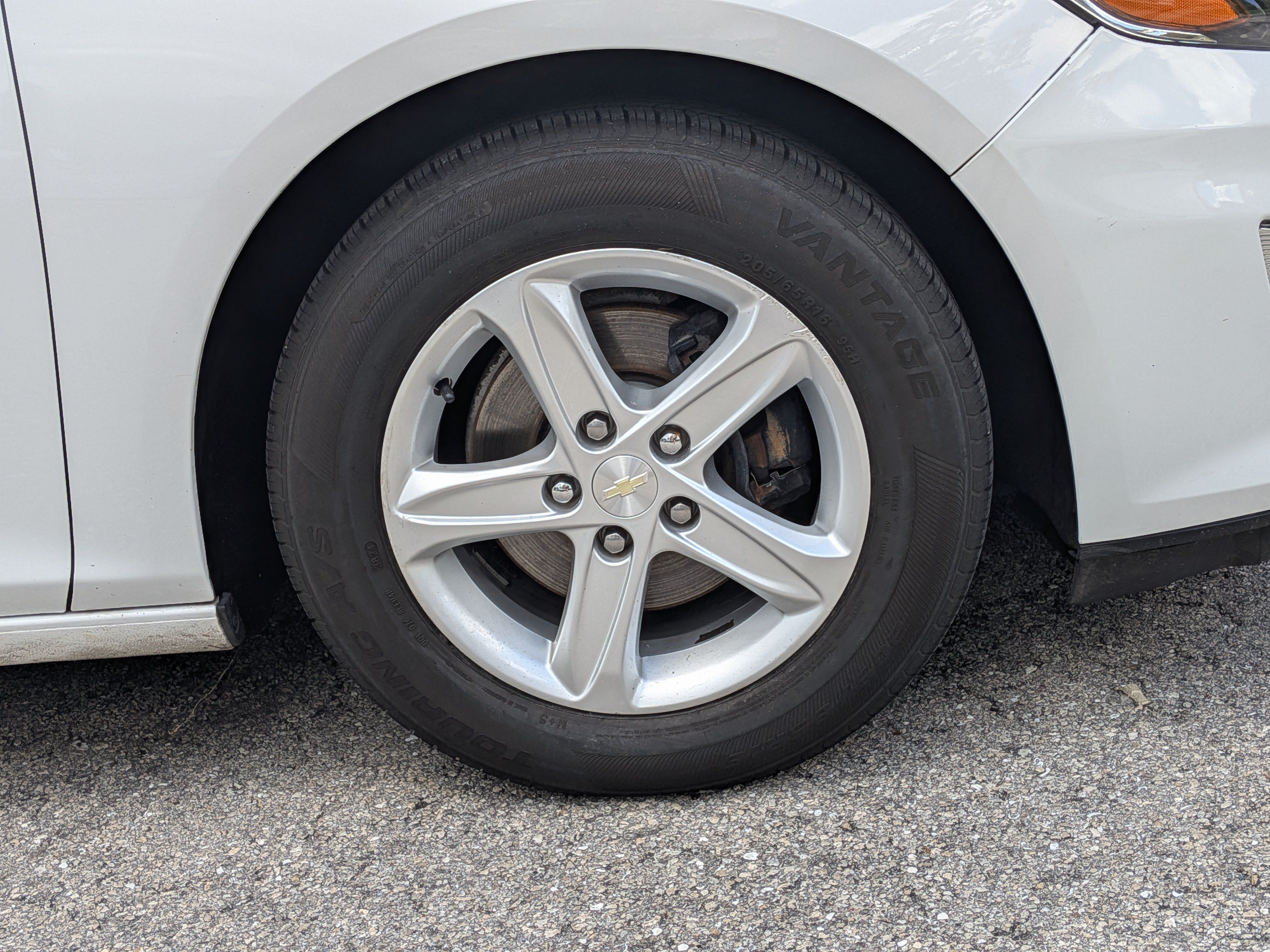 Used 2020 Chevrolet Malibu LS FWD image 11
