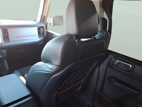 Used 2024 Ford Bronco Raptor w/ Interior Carbon Fiber Pack 6 image 21