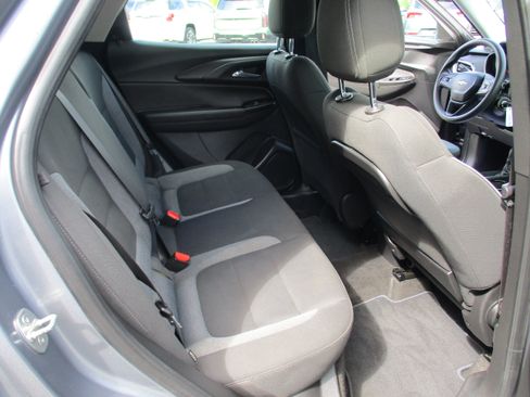 Used 2021 Chevrolet TrailBlazer LS AWD/4WD image 14