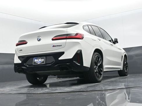 Used 2024 BMW X4 M40i w/ Premium Package image 23