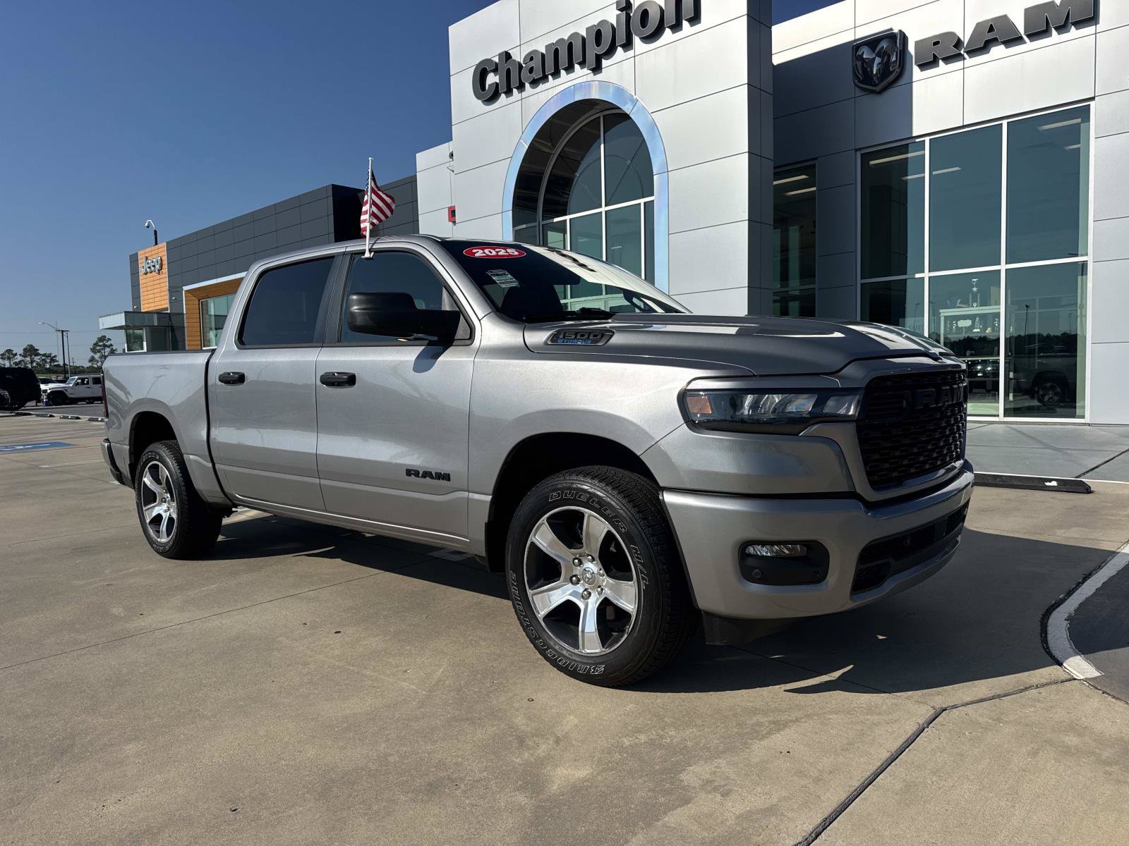 Used 2025 RAM 1500 Tradesman AWD/4WD image 1