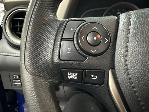 Used 2015 Toyota RAV4 XLE AWD/4WD image 16