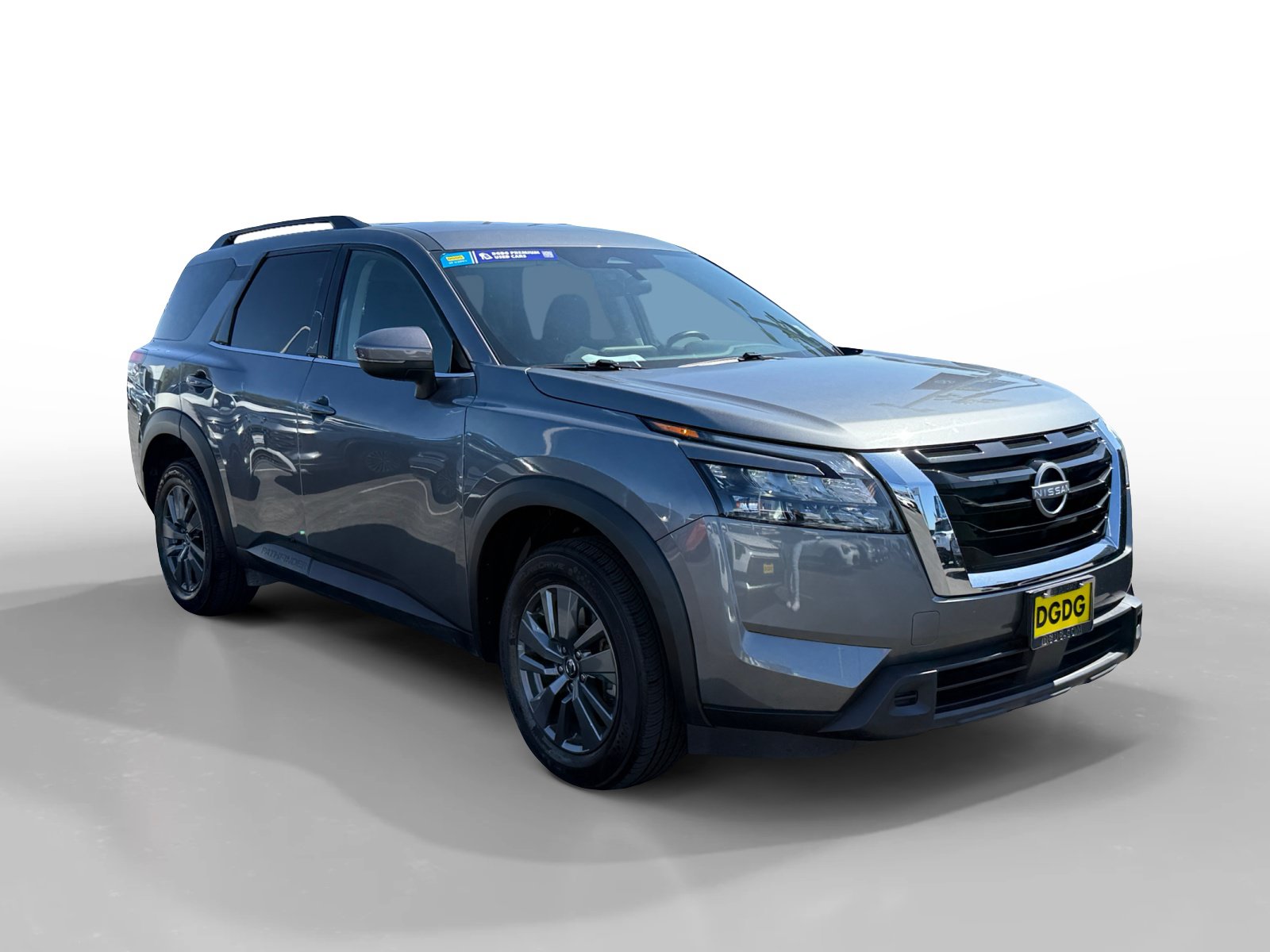 Used 2025 Nissan Pathfinder SV AWD/4WD image 7