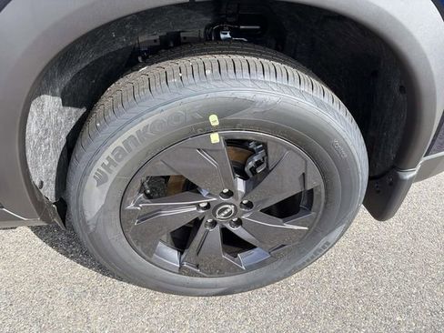New 2026 Nissan Rogue SV w/ Cold Weather Package AWD/4WD image 8