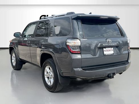 Used 2024 Toyota 4Runner SR5 Premium w/ Moonroof Package RWD image 5