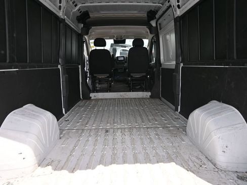 Used 2026 RAM ProMaster 2500 w/ Convenience Group FWD image 16
