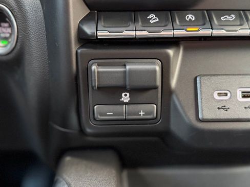 Used 2019 GMC Sierra 1500 SLT w/ SLT Convenience Package image 15