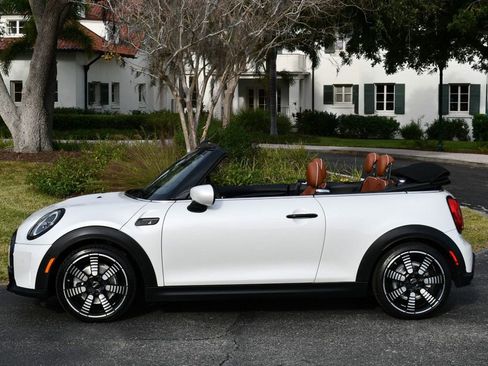 Used 2023 MINI Cooper S image 29