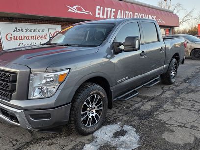 Used 2022 Nissan Titan SV w/ SV Convenience Package