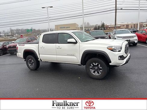 Certified 2020 Toyota Tacoma TRD Off-Road w/ TRD Premium Off Road Package image 4
