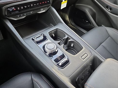 New 2026 Jeep Cherokee Limited image 25