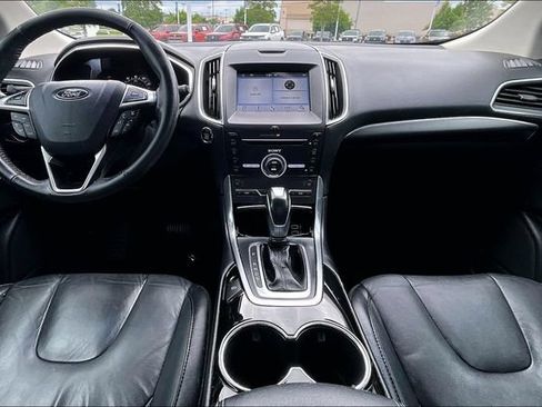 Used 2016 Ford Edge Titanium AWD/4WD image 7