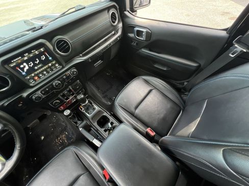Used 2021 Jeep Wrangler Unlimited Rubicon 4xe w/ Steel Bumper Group AWD/4WD image 14