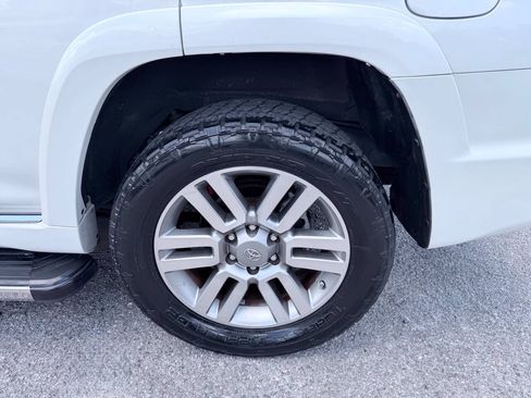 Used 2013 Toyota 4Runner Limited AWD/4WD image 9