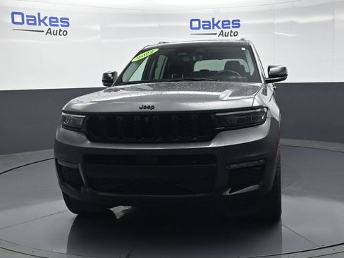Used 2022 Jeep Grand Cherokee L Limited w/ Luxury Tech Group II AWD/4WD image 3